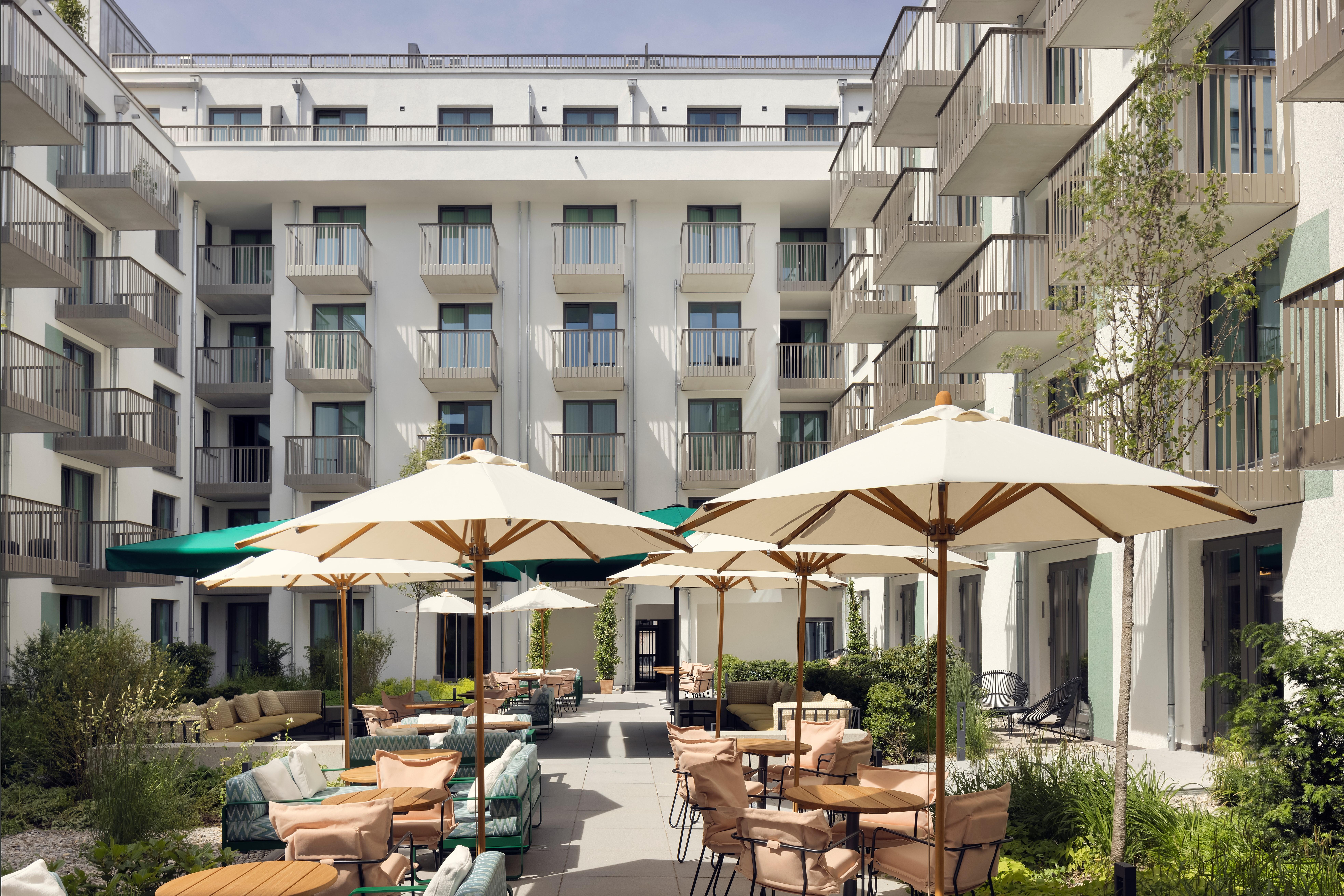 Schwan Locke, Munich